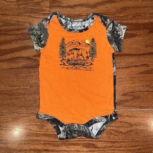 Infant Carhartt Boys 6M RN 13706 Hunting Camouflage Camo One Piece Bodysuit